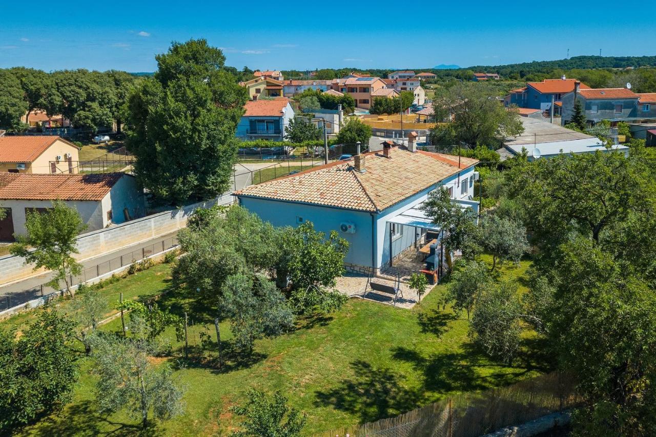 Marčana Holiday House Chill Out Loborika מראה חיצוני תמונה